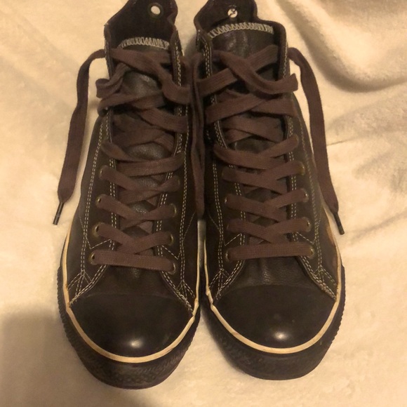 Converse All Star’s Size 12 Men’s Leather Hightop